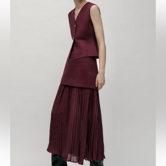 Zara NWT burgundy drop waist double layered underlay mixed pleated knit skirt - Picture 7 of 15